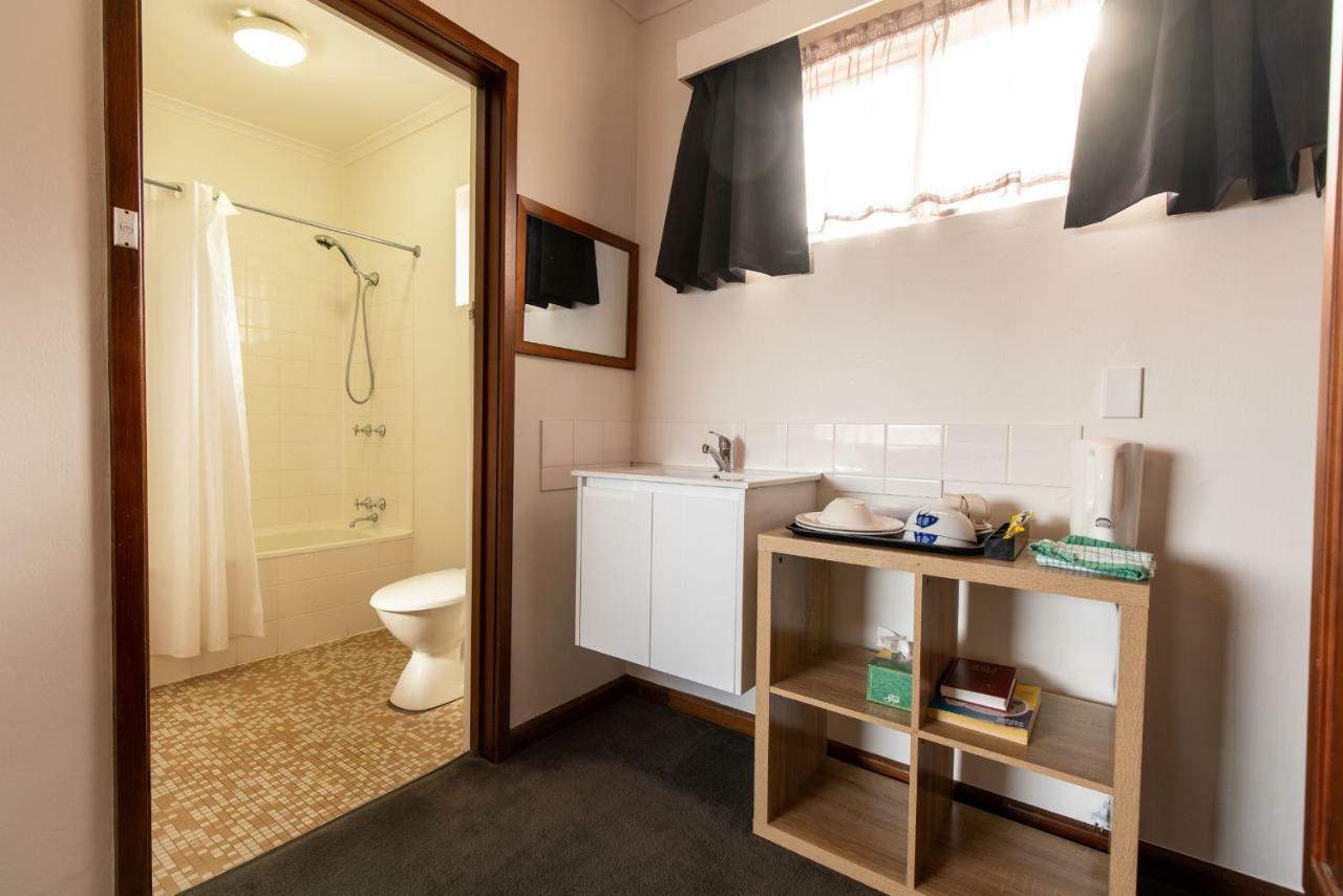 City View Motel Montagu Bay Ngoại thất bức ảnh
